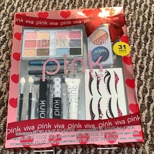 31 piece make up set